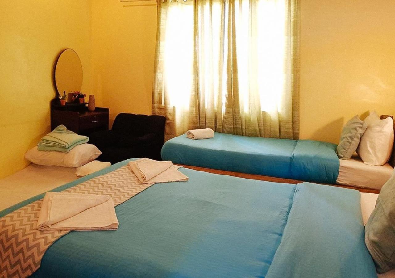 Kojie Guest House Moalboal Bagian luar foto